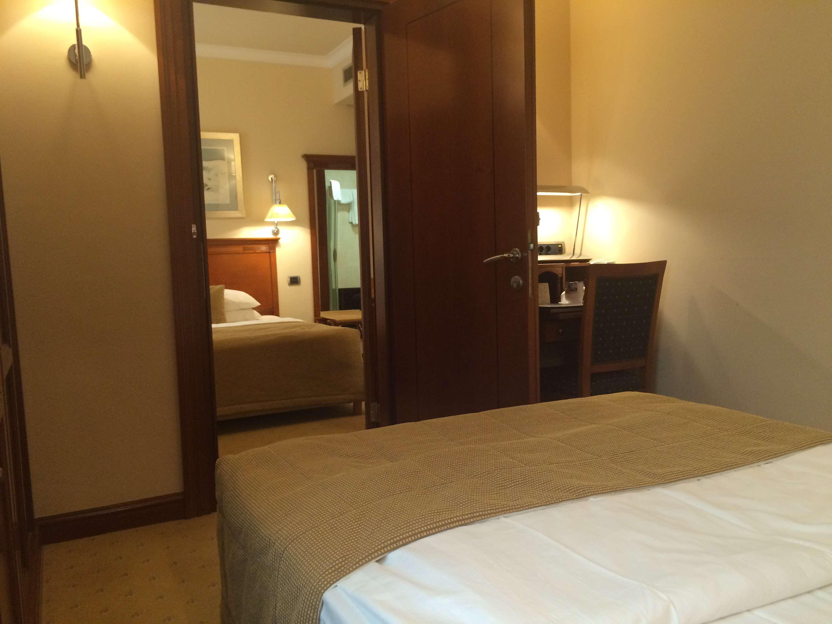Western Premier Astoria