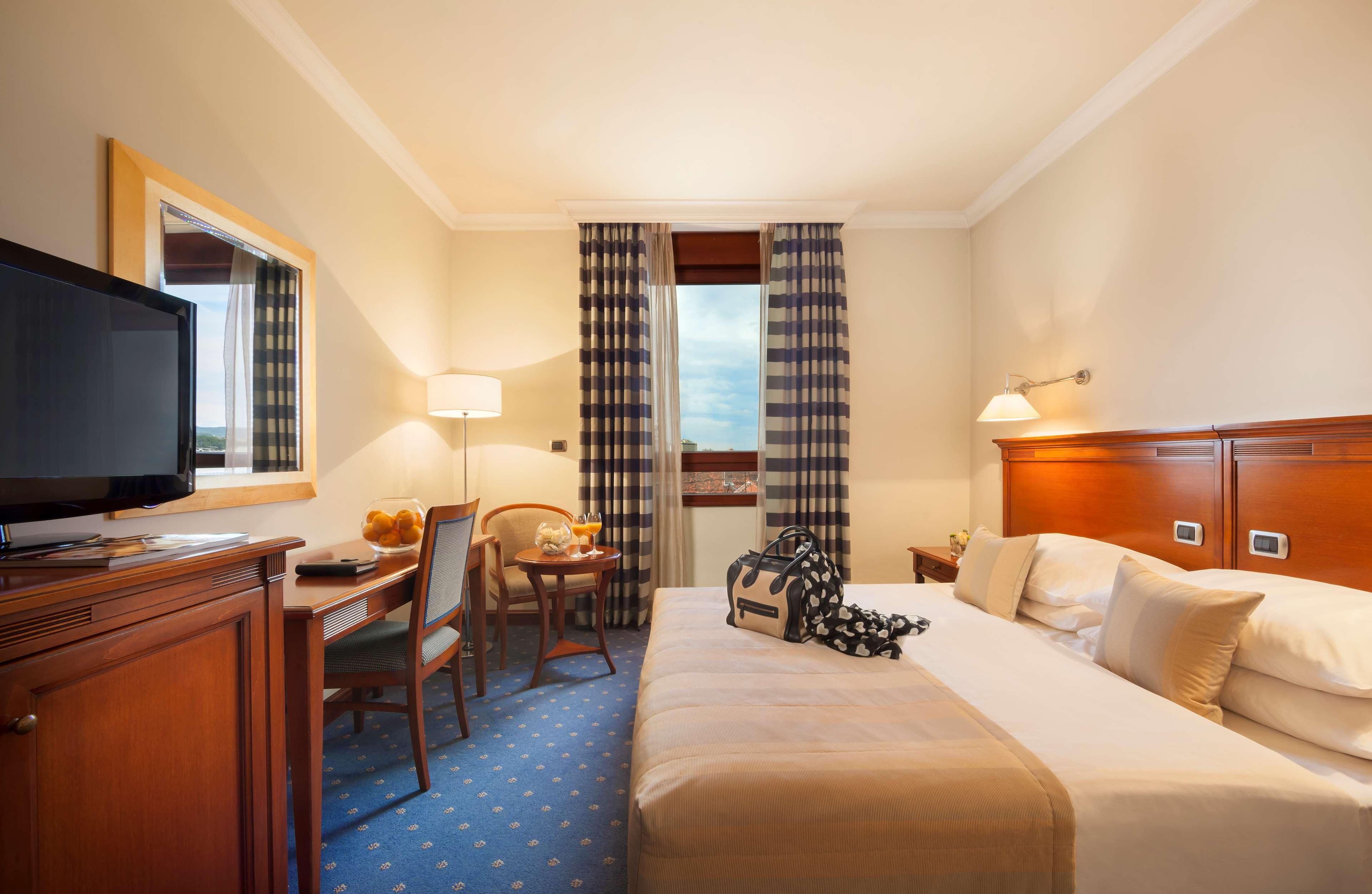 Western Premier Astoria Zagreb