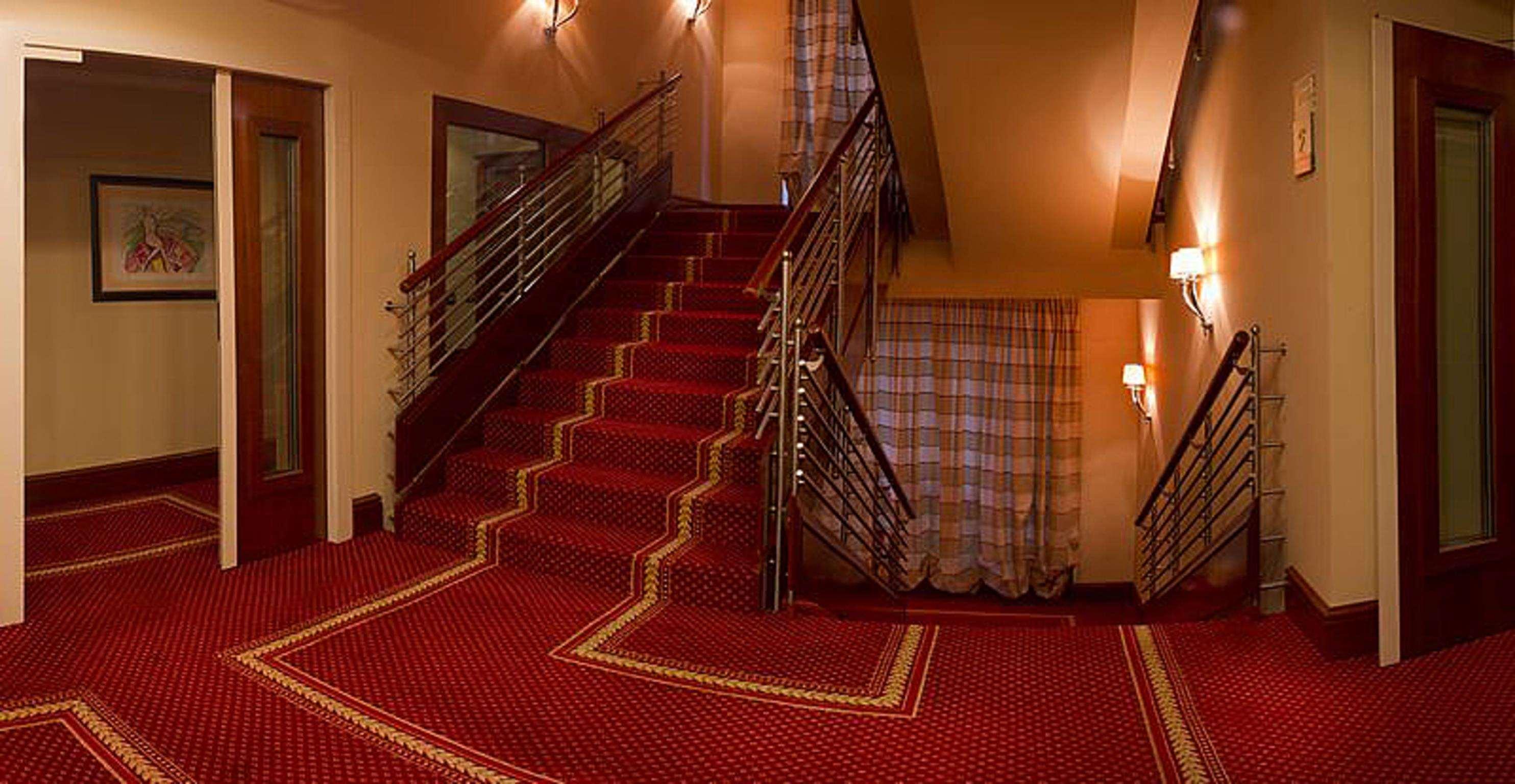Western Premier Astoria 4*