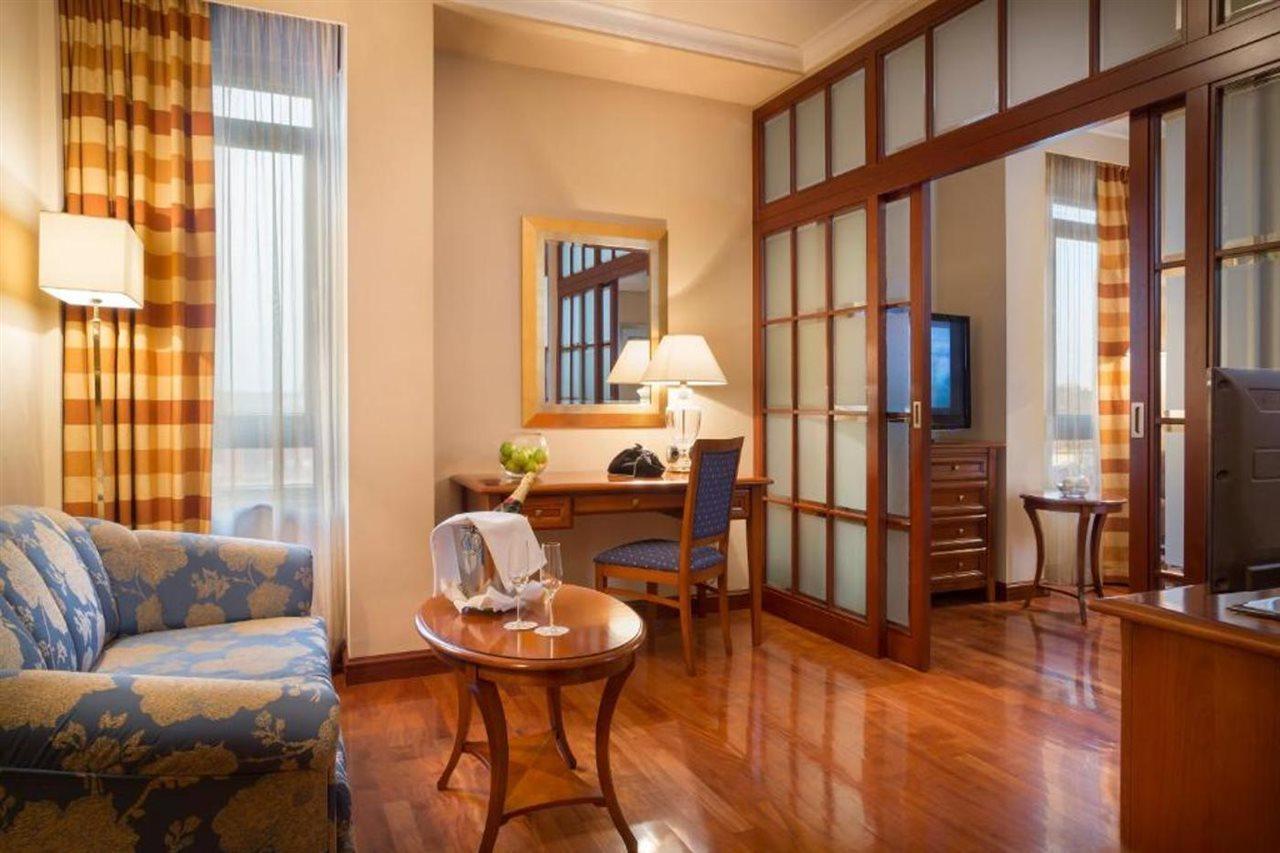 Western Premier Astoria Zagreb
