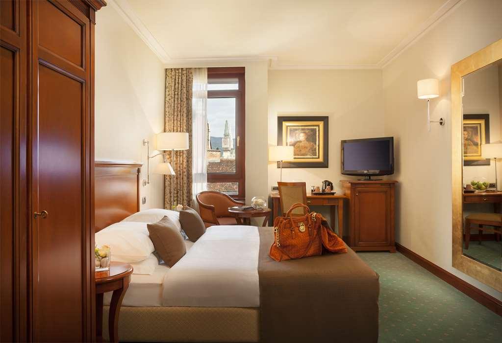 Western Premier Astoria 4* Zagreb