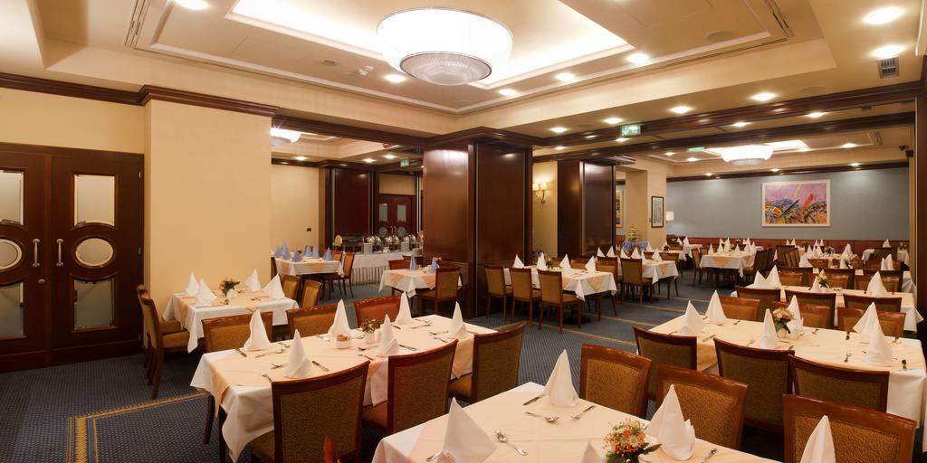 Western Premier Astoria 4*